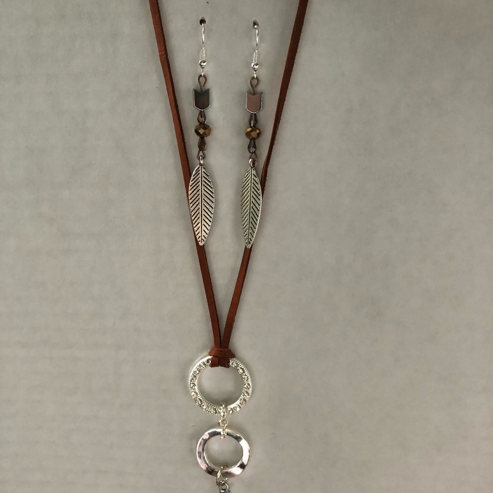 Leather & Silver Necklace Set